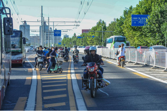 城市道路手机游戏大全_城市道路设计游戏_城市道路地图下载