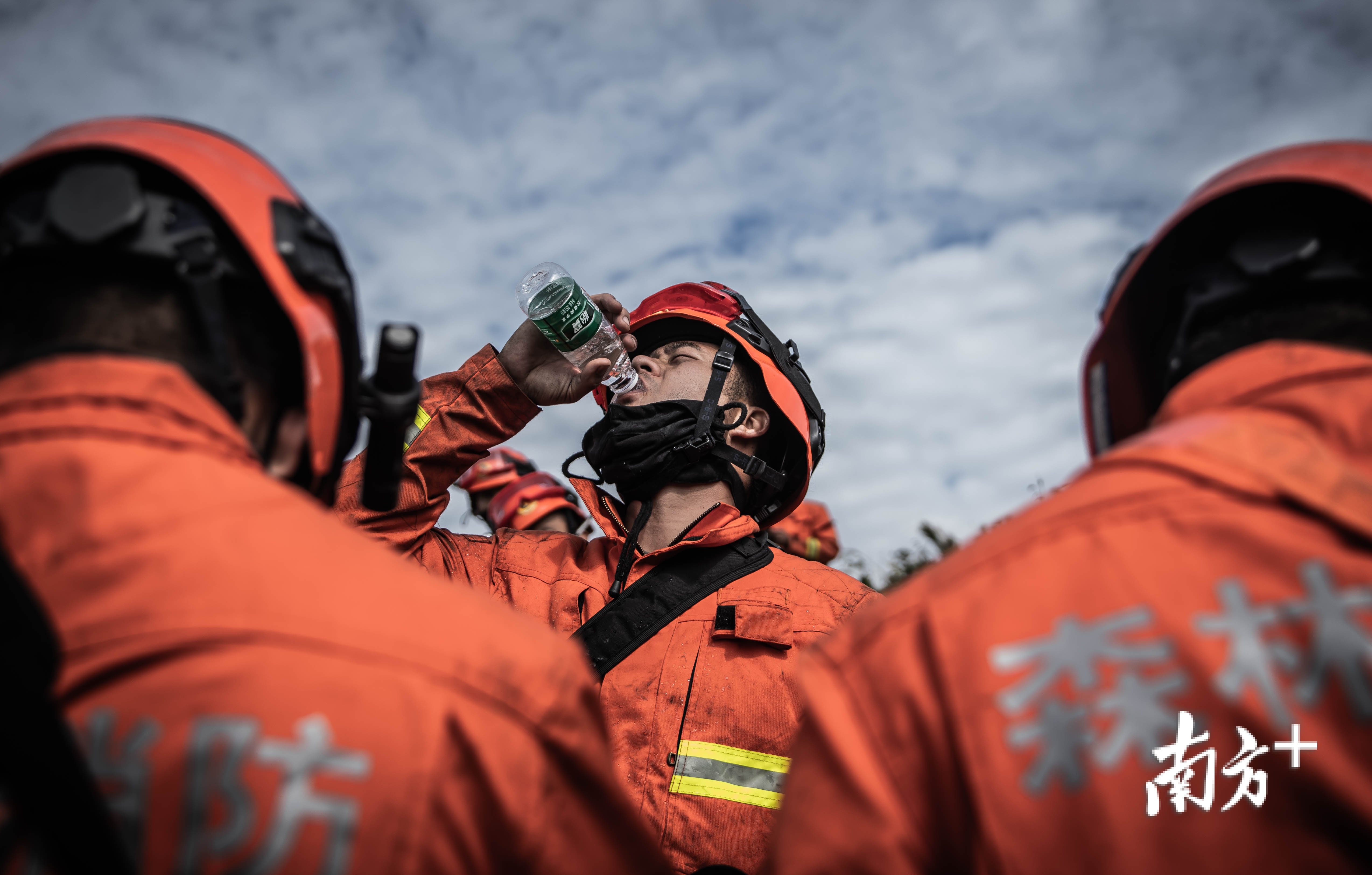 苹果消防手机游戏_消防安卓游戏_手机版消防游戏