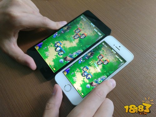 如何用苹果手机做游戏_能用来苹果手机做游戏的平板_苹果手机能用来做游戏吗
